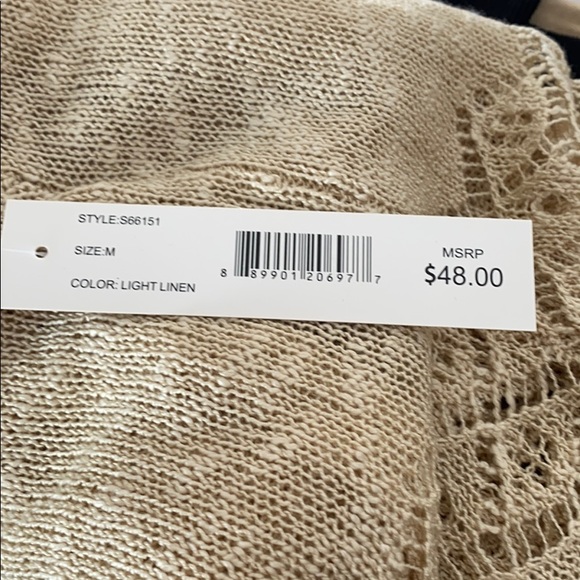 Isela light linen top - Picture 6 of 6